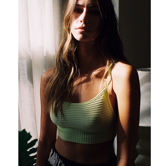 Urban Outfitters Out From Under Bella Bra - Picture 2 of 4